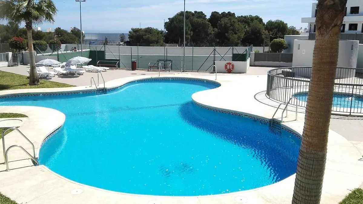 Apartamento A 200 M Del Mar Con Piscina Y Padel ガルチャ