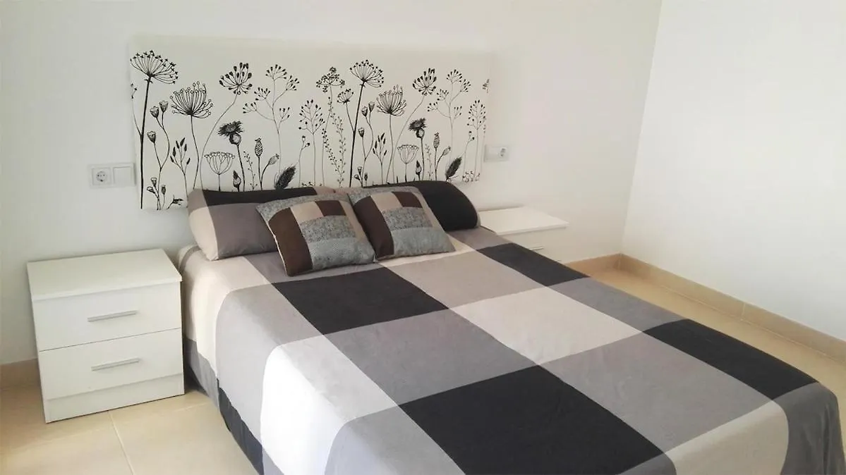 Apartamento A 200 M Del Mar Con Piscina Y Padel ガルチャ アパート